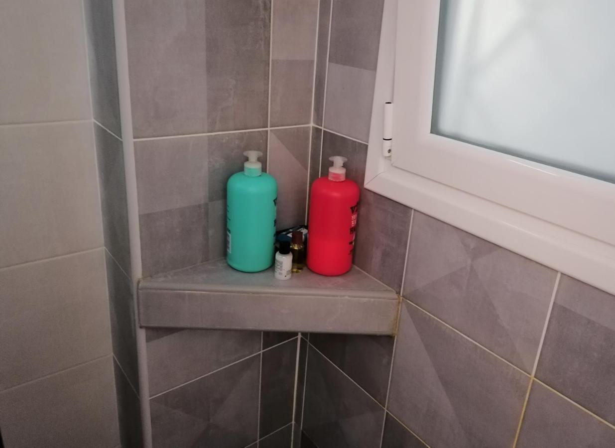 Athens Pangrati Modern Apt 10Min To Metro Luaran gambar