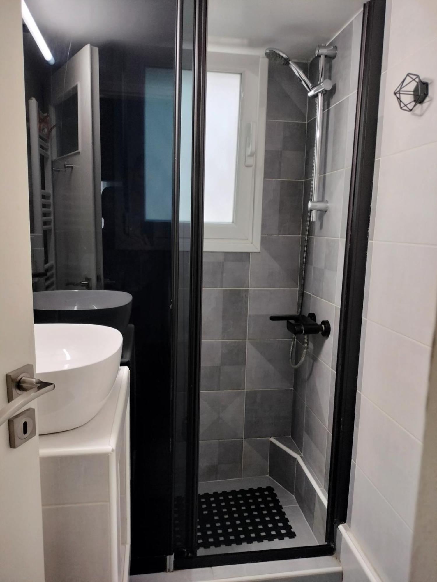 Athens Pangrati Modern Apt 10Min To Metro Luaran gambar