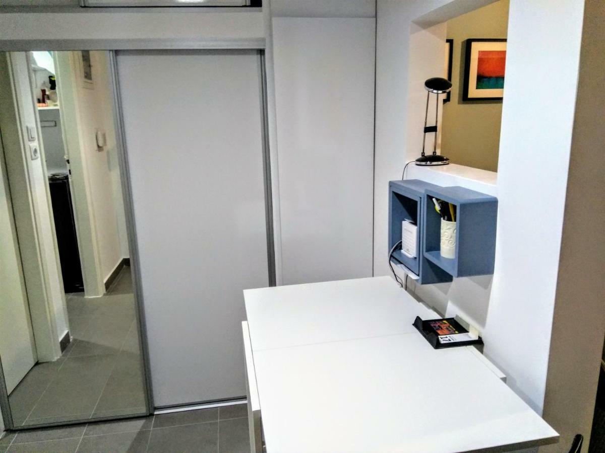 Athens Pangrati Modern Apt 10Min To Metro Luaran gambar